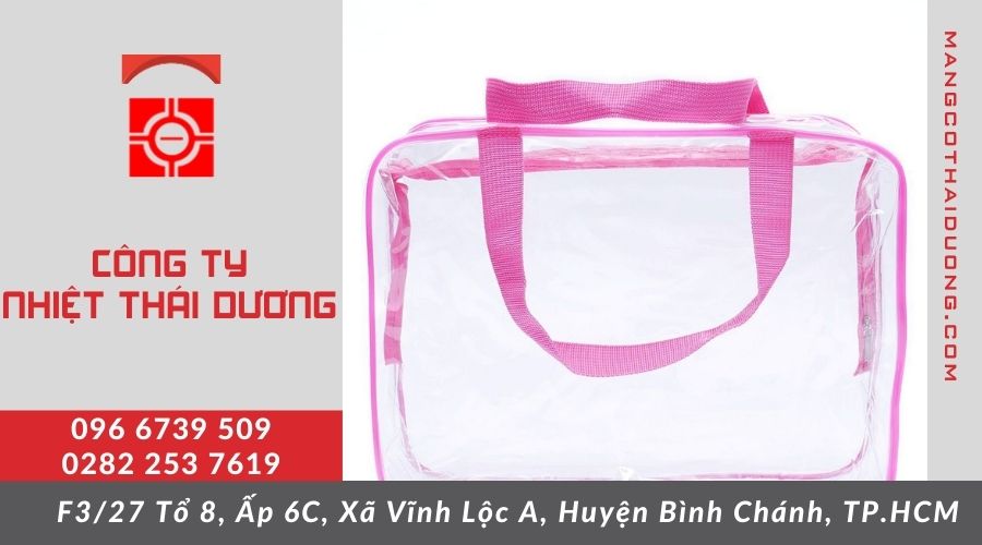 Tính dẻo và dai PVC thường được dùng làm các loại túi mang tính thẩm mỹ